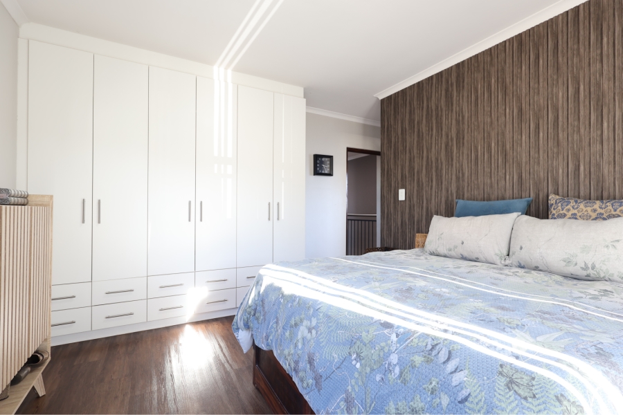 To Let 3 Bedroom Property for Rent in Protea Heights Western Cape